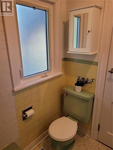 47-49 North Street, Moncton, NB - Indoor Photo Showing Bathroom