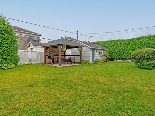 Cour - 810 Rue Yvon, Saint-Jean-Sur-Richelieu, QC - Outdoor With Deck Patio Veranda