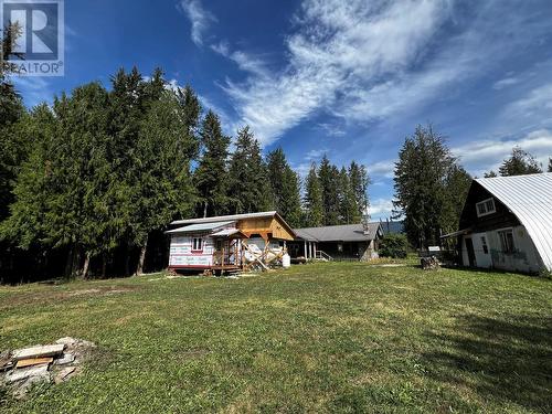 1075 Tappen Valley Road, Tappen, BC 