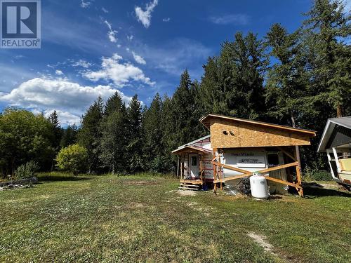 1075 Tappen Valley Road, Tappen, BC 