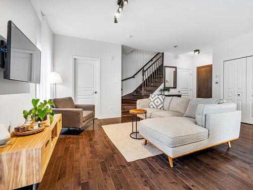 Salon - 1-4145 Rue Lenoir, Brossard, QC - Indoor Photo Showing Living Room