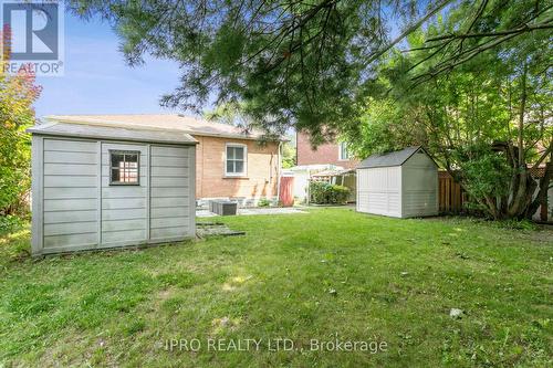 115 Brighton Avenue, Toronto (Bathurst Manor), ON - Outdoor