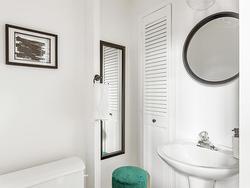 Powder room - 