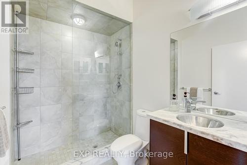 212 - 160 Fallingbrook Road, Toronto (Birchcliffe-Cliffside), ON - Indoor Photo Showing Bathroom