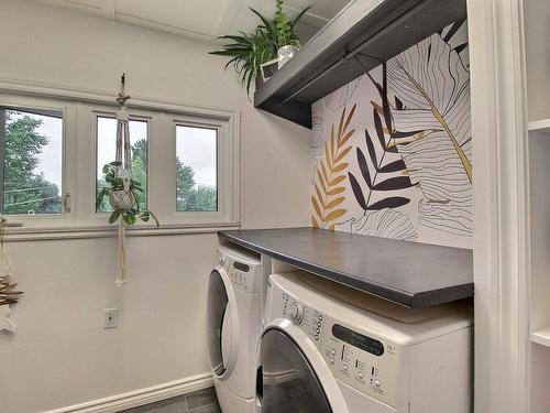 Laundry room - 120 10E Avenue, Senneterre - Ville, QC - Indoor Photo Showing Laundry Room