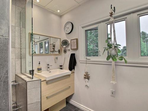 Powder room - 120 10E Avenue, Senneterre - Ville, QC - Indoor Photo Showing Bathroom