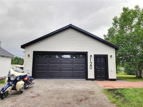 Garage - 120 10E Avenue, Senneterre - Ville, QC - Outdoor