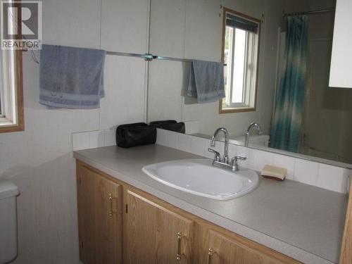 34 770 N 11Th Avenue, Williams Lake, BC - Indoor Photo Showing Bathroom