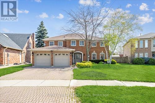 1413 Thistledown Road, Oakville (Glen Abbey), ON - Outdoor With Facade