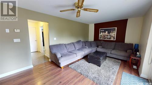 1521 Windover Avenue, Moosomin, SK - Indoor Photo Showing Living Room