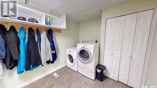 1521 Windover Avenue, Moosomin, SK - Indoor Photo Showing Laundry Room