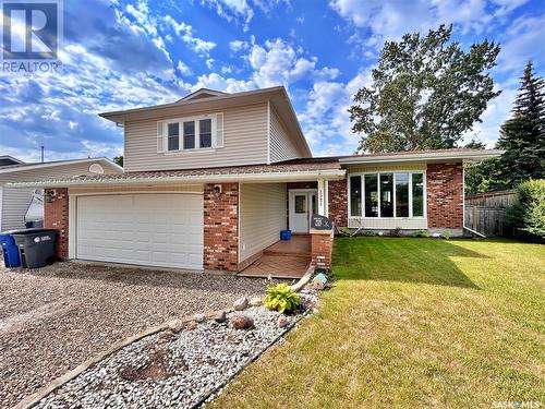 1521 Windover Avenue, Moosomin, SK - Outdoor