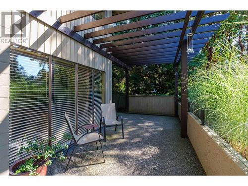 5703 Westport Wynd, West Vancouver, BC - Outdoor