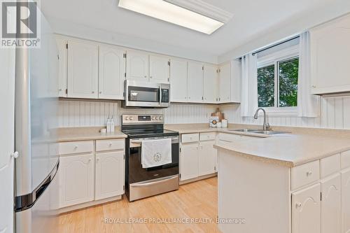 168 North Shore Road, Alnwick/Haldimand, ON - Indoor Photo Showing Kitchen With Double Sink