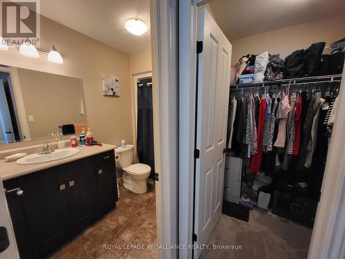 30 Aldersgate Drive, Belleville, ON - Indoor Photo Showing Bathroom