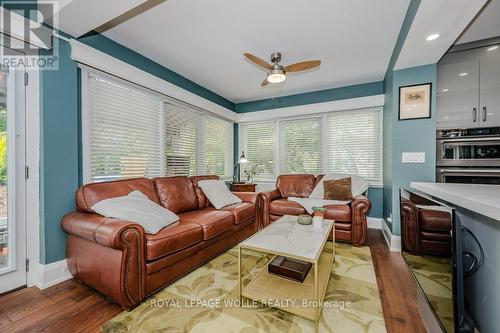 66 Twenty Third Street, Toronto (Long Branch), ON - Indoor Photo Showing Living Room