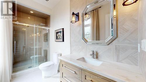 16 Claridge Drive, Richmond Hill (South Richvale), ON - Indoor Photo Showing Bathroom