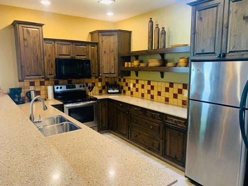 M1-D - 1351 Gerry Sorensen Way, Kimberley, BC - Indoor Photo Showing Kitchen With Double Sink