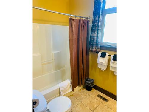 M1-D - 1351 Gerry Sorensen Way, Kimberley, BC - Indoor Photo Showing Bathroom