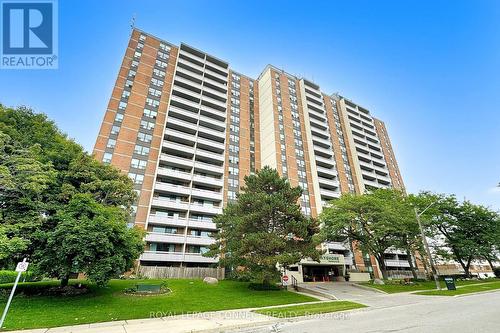 207 - 1210 Radom Street, Pickering, ON - Outdoor With Balcony With Facade