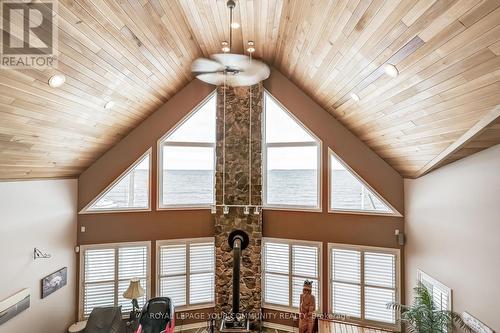 1098 Loon Road, Georgina Islands (Georgina Island), ON - Indoor Photo Showing Other Room