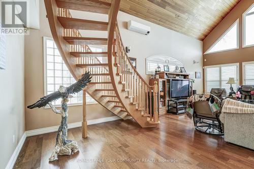 1098 Loon Road, Georgina Islands (Georgina Island), ON - Indoor