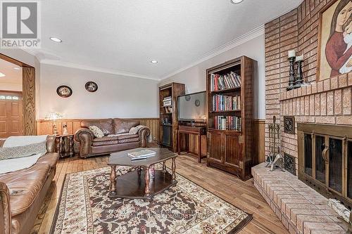 13 Roosevelt Drive, Richmond Hill, ON - Indoor Photo Showing Living Room With Fireplace