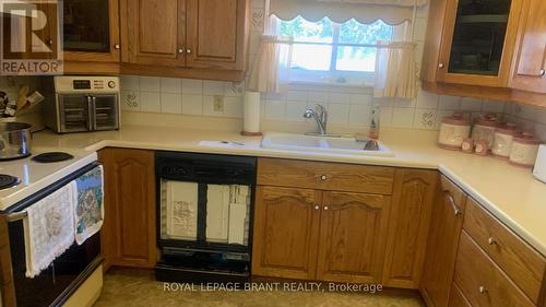 867 Mosley Street, Wasaga Beach, ON - Indoor Photo Showing Kitchen