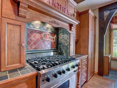 Kitchen - 156 Rue Du Bonniebrook, Saint-Colomban, QC - Indoor Photo Showing Kitchen