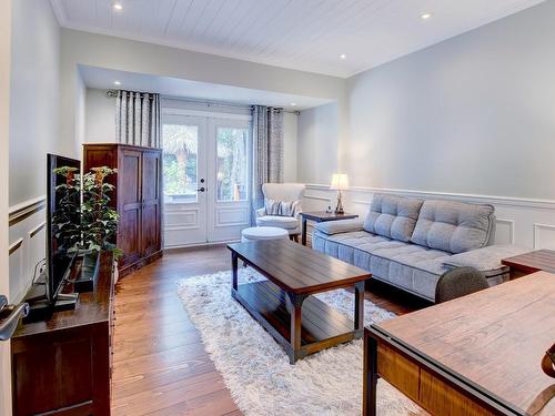 Den - 156 Rue Du Bonniebrook, Saint-Colomban, QC - Indoor Photo Showing Living Room