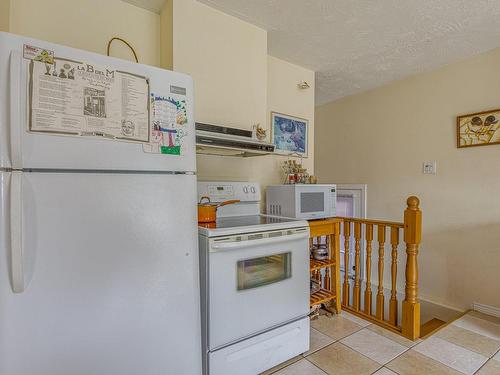 Cuisine - 537 Rue Briggs E., Longueuil (Le Vieux-Longueuil), QC - Indoor Photo Showing Kitchen