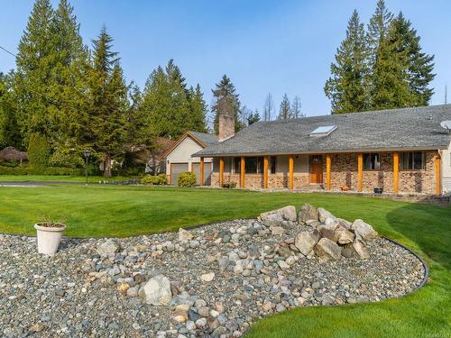 1023 Harlequin Rd, Qualicum Beach, BC 