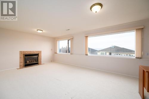 14-2030 Van Horne Drive, Kamloops, BC - Indoor With Fireplace