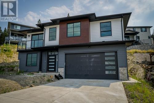 1725 Balsam Place, Kamloops, BC - Outdoor With Facade