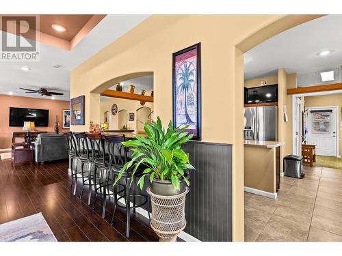 7629 Barnhartvale Road, Kamloops, BC - Indoor Photo Showing Dining Room