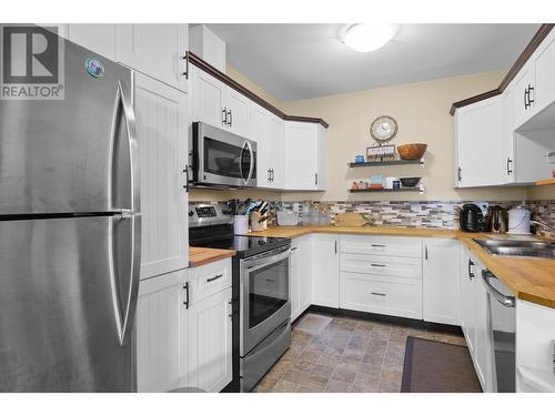 7629 Barnhartvale Road, Kamloops, BC - Indoor Photo Showing Kitchen