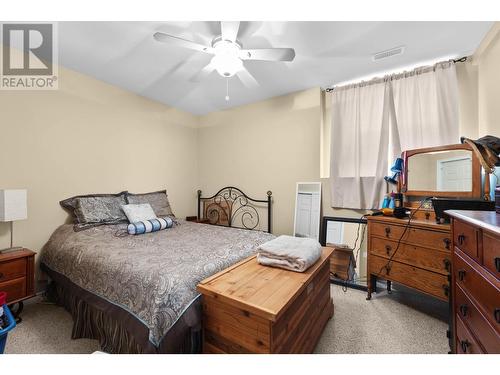 7629 Barnhartvale Road, Kamloops, BC - Indoor Photo Showing Bedroom