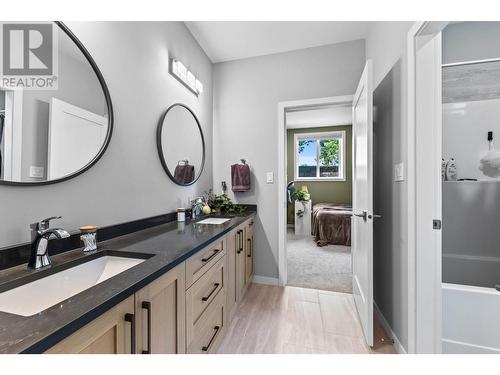 481 Pevero Place, Kamloops, BC - Indoor Photo Showing Bathroom