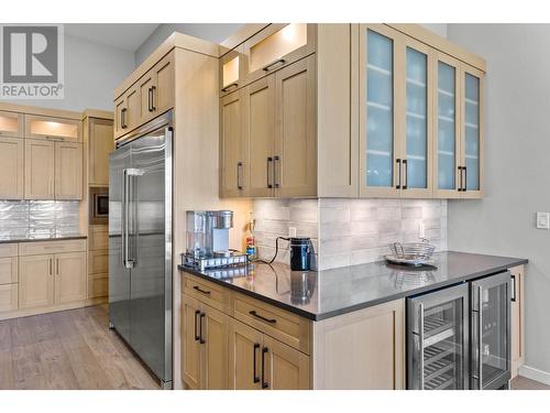 481 Pevero Place, Kamloops, BC - Indoor Photo Showing Kitchen