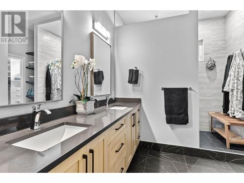 481 Pevero Place, Kamloops, BC - Indoor Photo Showing Bathroom