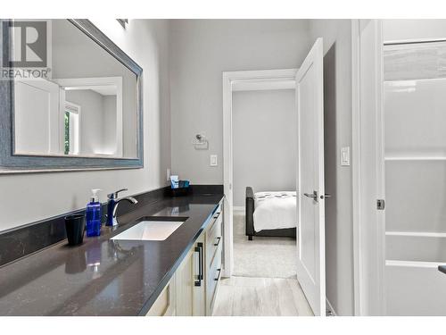 481 Pevero Place, Kamloops, BC - Indoor Photo Showing Bathroom