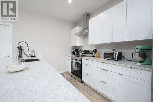 481 Pevero Place, Kamloops, BC - Indoor Photo Showing Kitchen