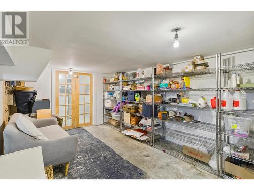 615 St Paul Street, Kamloops, BC - Indoor Photo Showing Garage