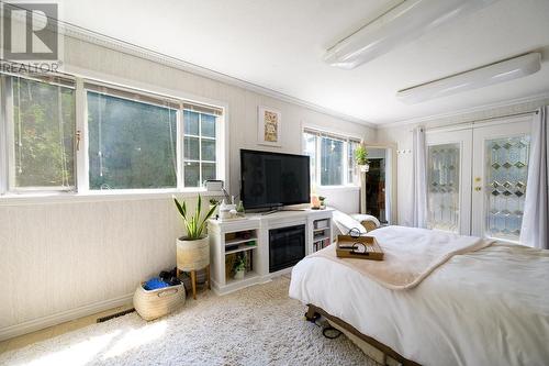 1091 Wildwood Drive, Kamloops, BC - Indoor Photo Showing Bedroom