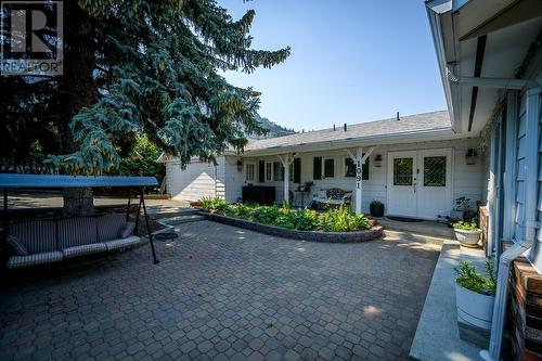 1091 Wildwood Drive, Kamloops, BC - Outdoor With Deck Patio Veranda