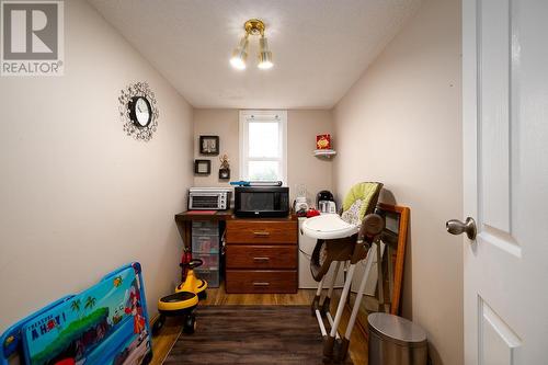 2156 Van Horne Drive, Kamloops, BC - Indoor Photo Showing Other Room