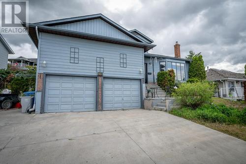 2156 Van Horne Drive, Kamloops, BC - Outdoor