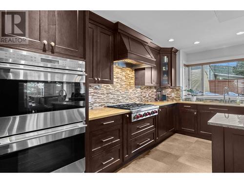 2010 Glenmohr Drive, Kamloops, BC - Indoor Photo Showing Kitchen With Upgraded Kitchen