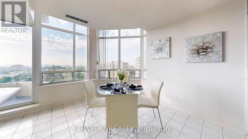 Ph82 - 1 Greystone Walk Drive, Toronto (Kennedy Park), ON - Indoor Photo Showing Dining Room