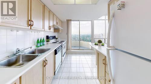 Ph82 - 1 Greystone Walk Drive, Toronto (Kennedy Park), ON - Indoor Photo Showing Kitchen With Double Sink